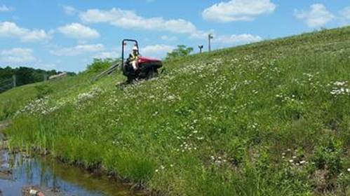 slope-mower